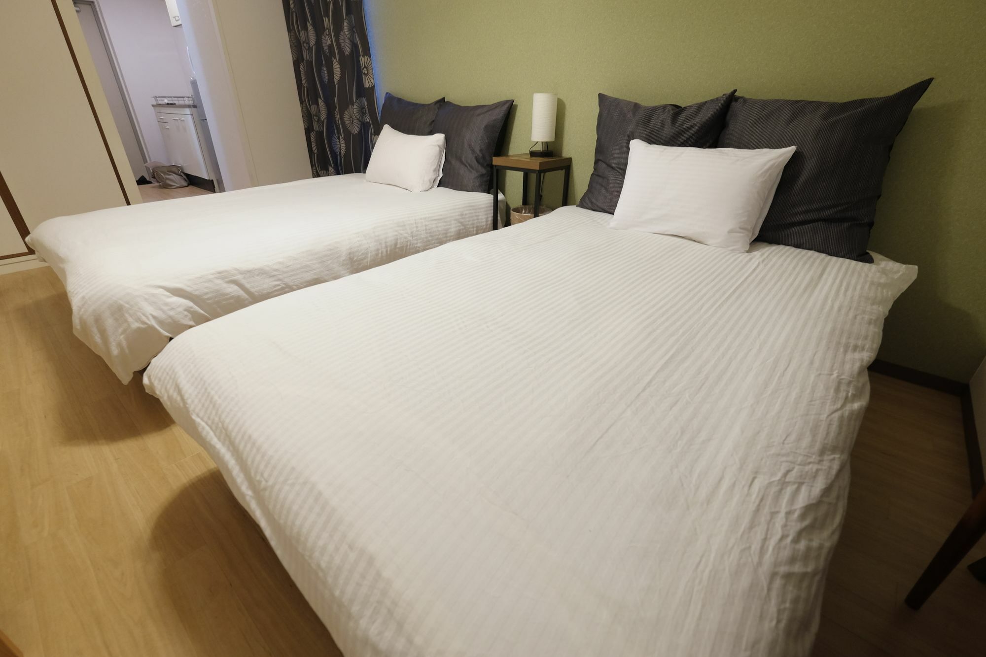 Ookini Hotels Karasuma Gojo Apartment เกียวโต ภายนอก รูปภาพ